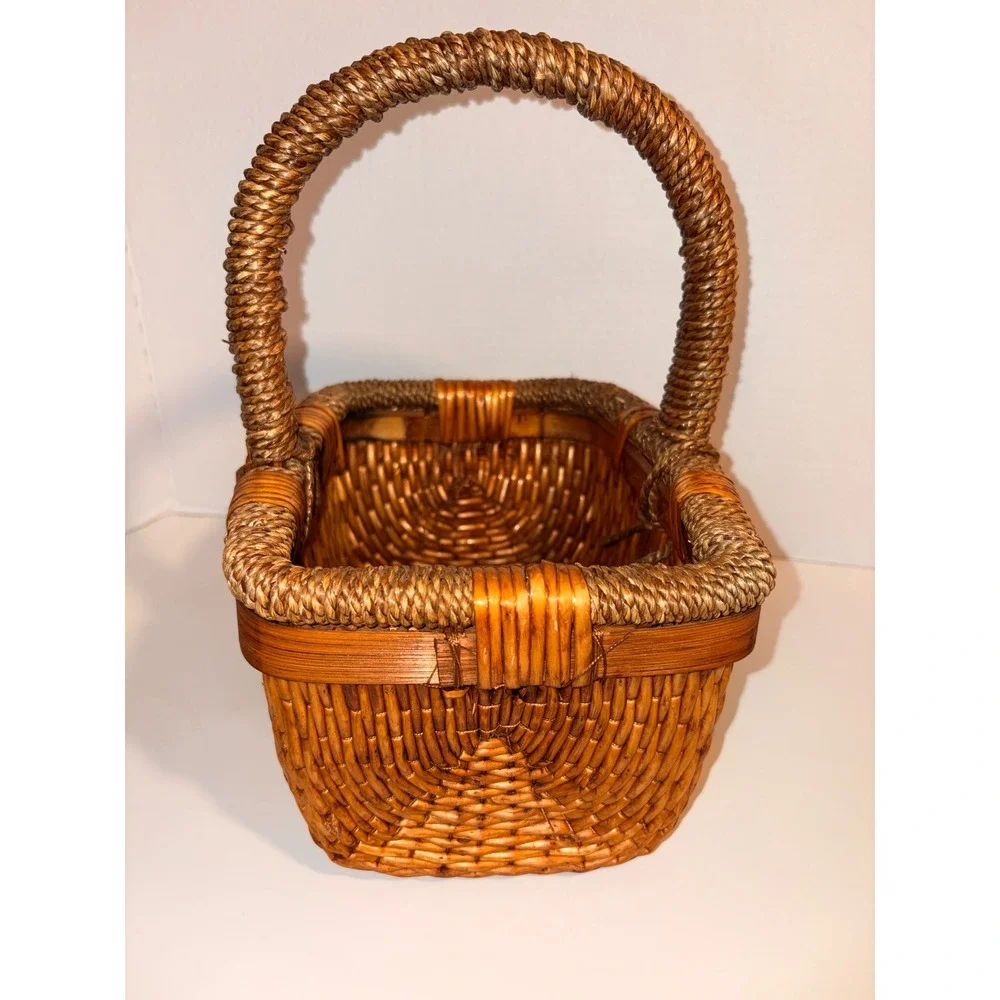 Vintage Woven Wicker Basket with Seagrass Wrapped Handle Rectangular Brown Decor